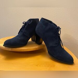 Vionic Zenda Blue Suede Lace-up Ankle Boots Size 11 Wide